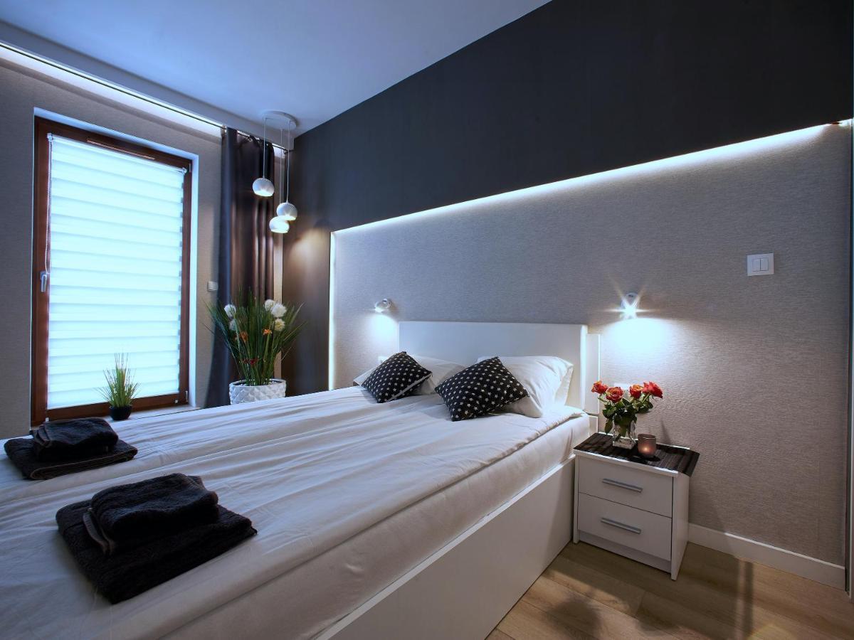 4Uapart-Apartment Suite Platan Grey Swinoujscie Exterior photo
